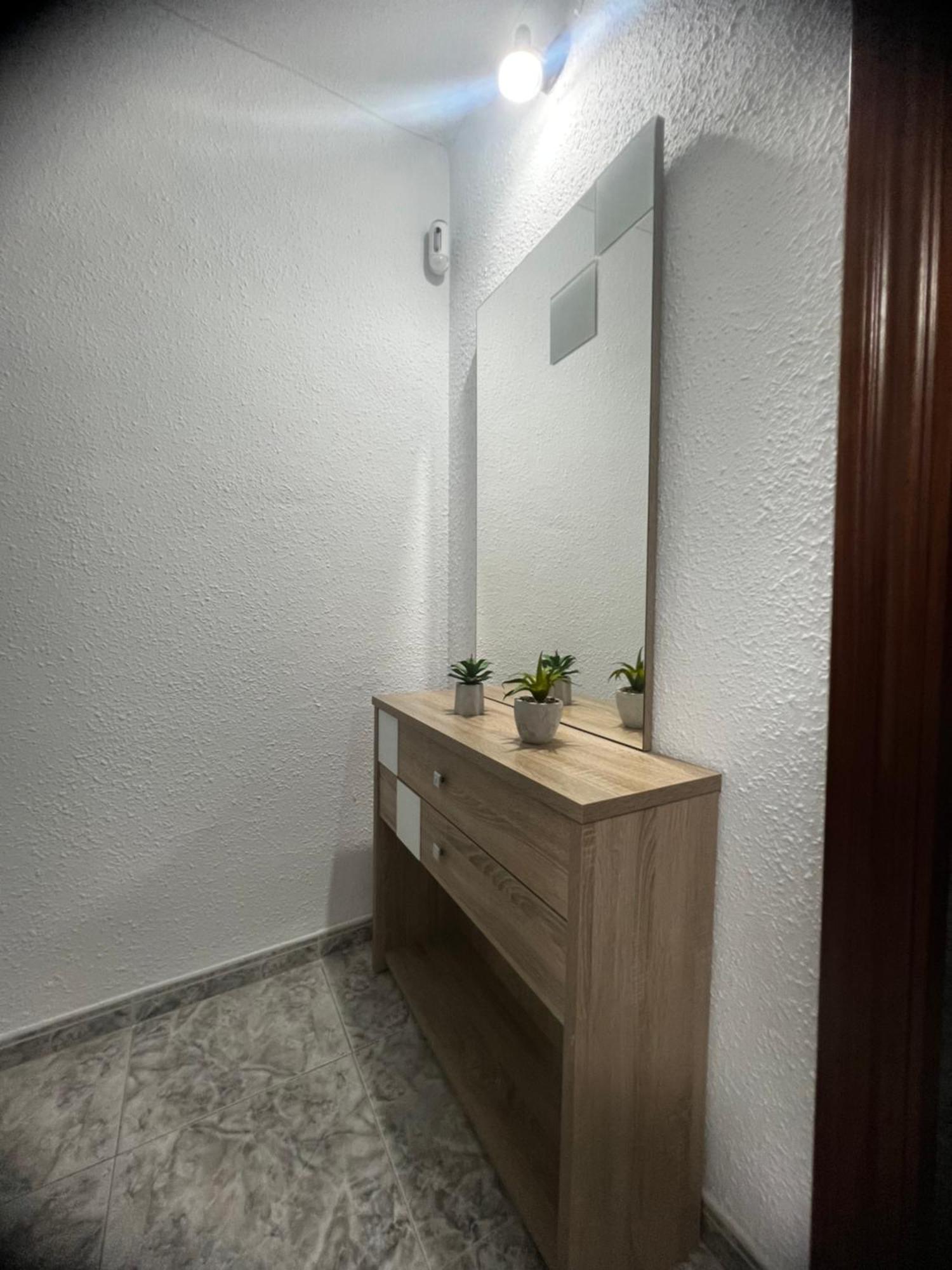 Apartamento 3 Habitaciones En Torre Del Mar A 50 Metros De La Playa Kültér fotó